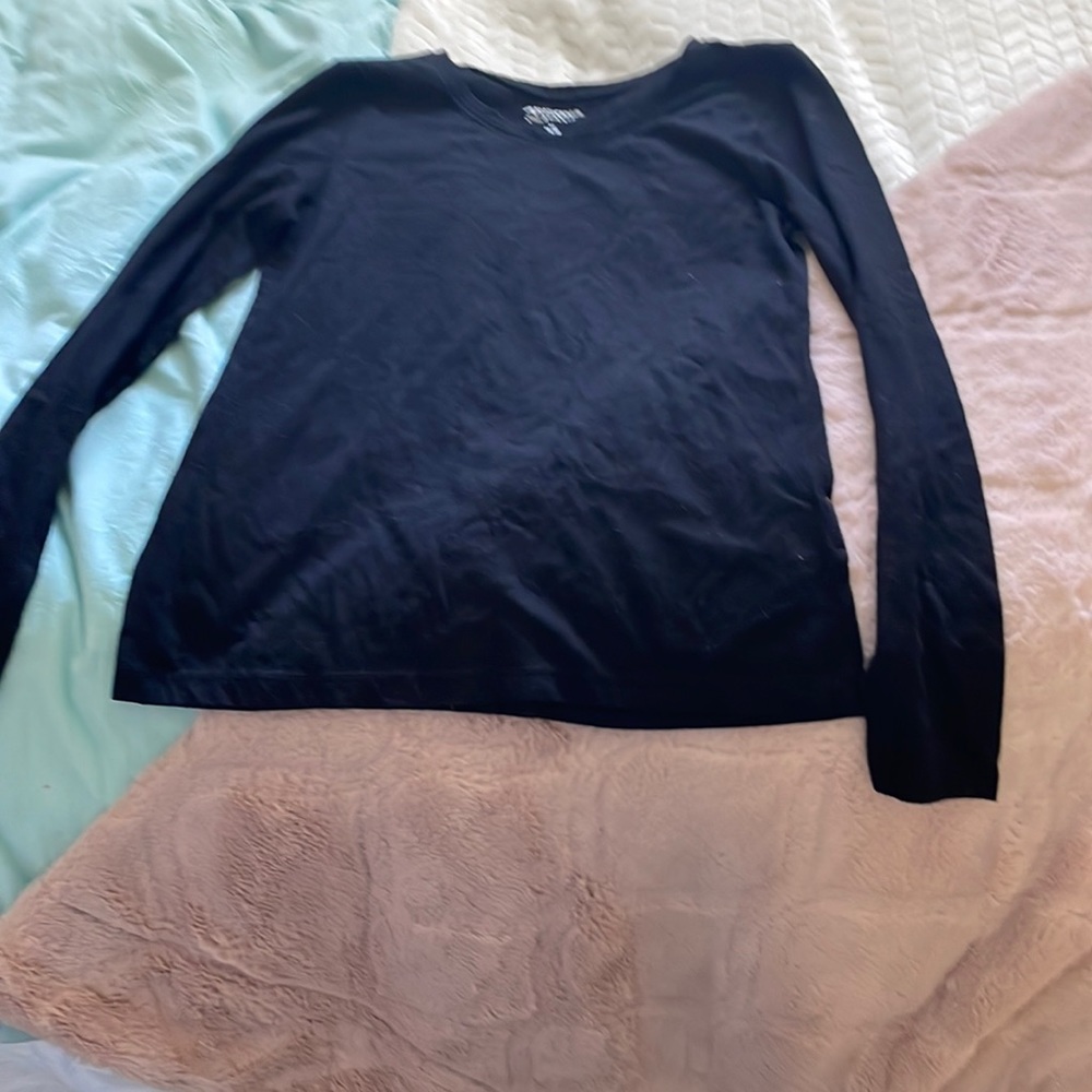 Black long sleeve, Arizona